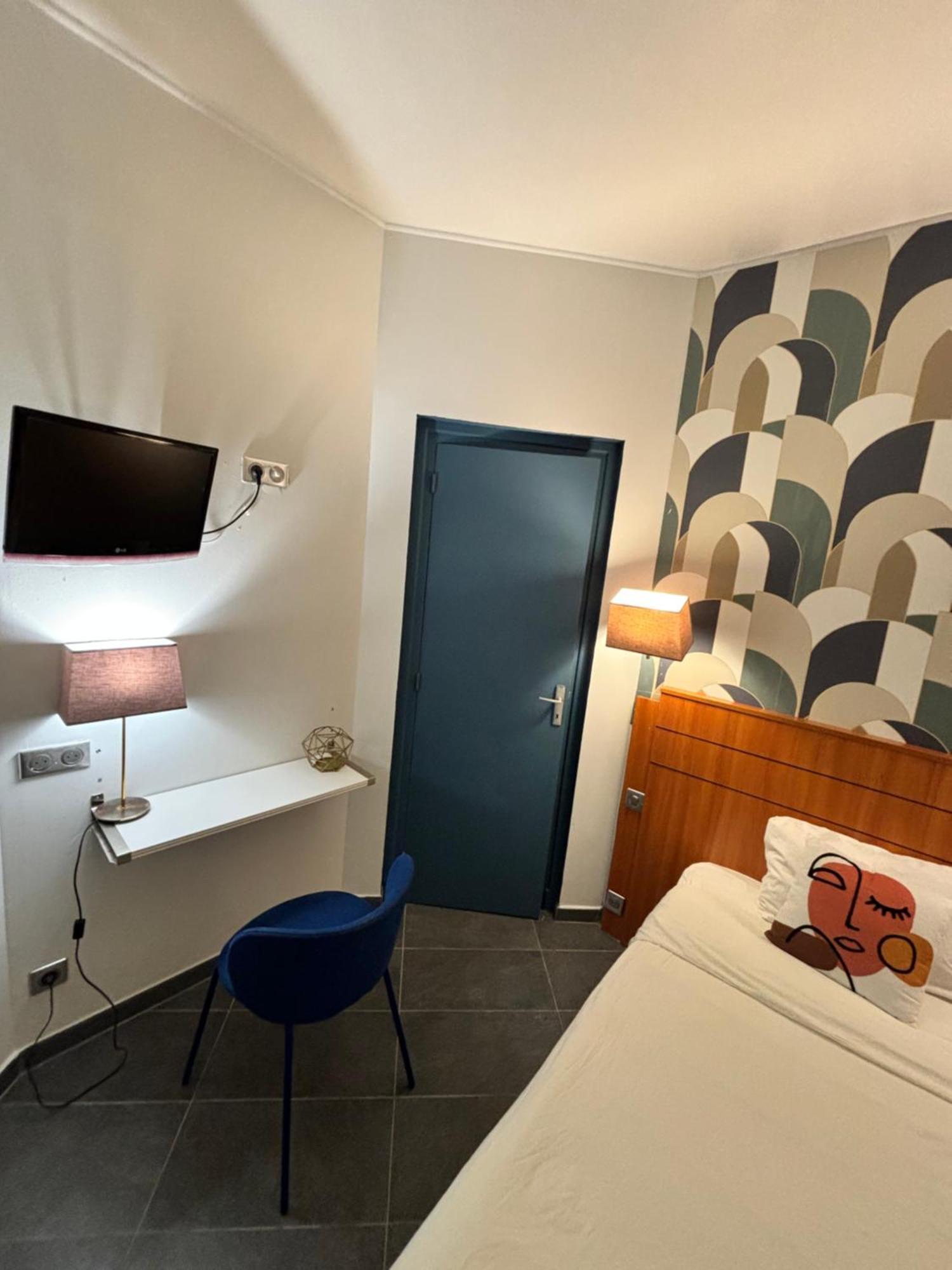 Hotel Astrid Ρουέν Εξωτερικό φωτογραφία