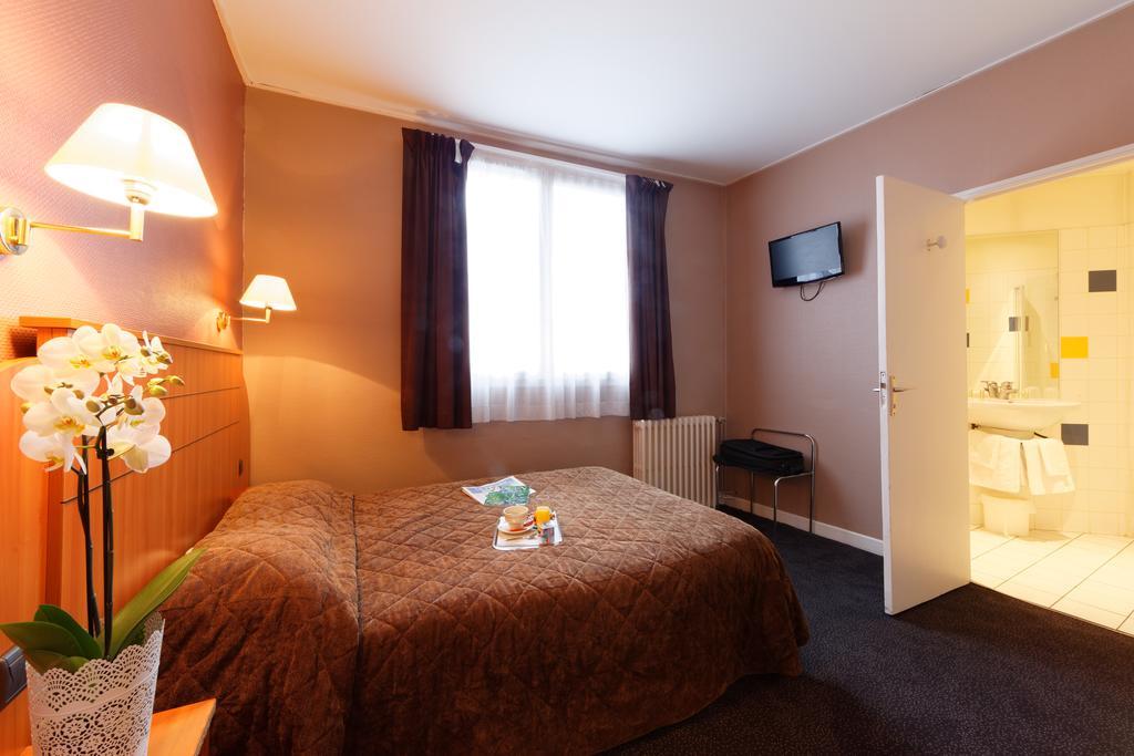 Hotel Astrid Ρουέν Εξωτερικό φωτογραφία