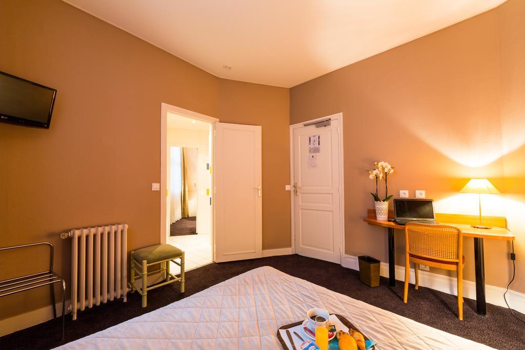 Hotel Astrid Ρουέν Εξωτερικό φωτογραφία