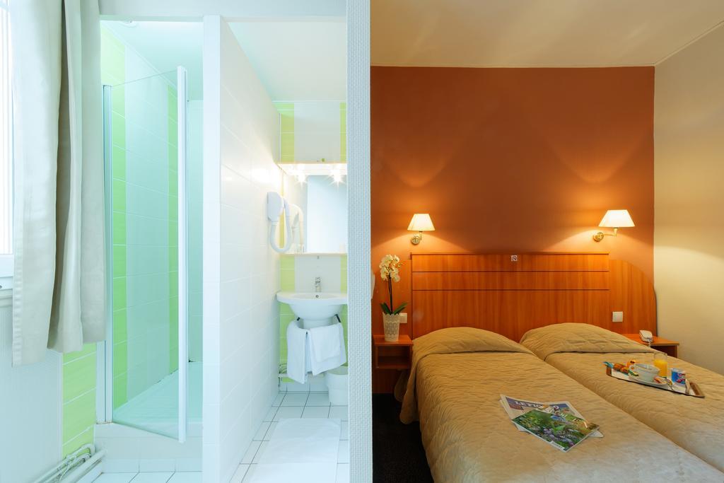 Hotel Astrid Ρουέν Εξωτερικό φωτογραφία