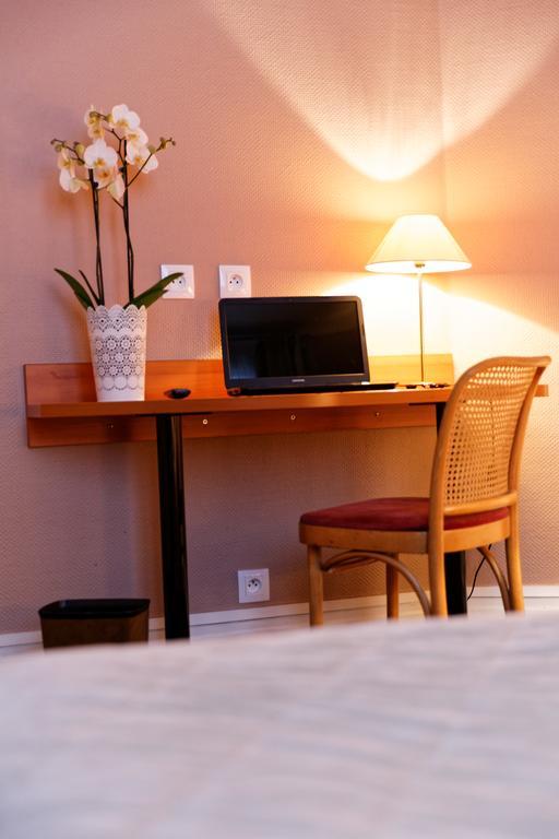 Hotel Astrid Ρουέν Εξωτερικό φωτογραφία