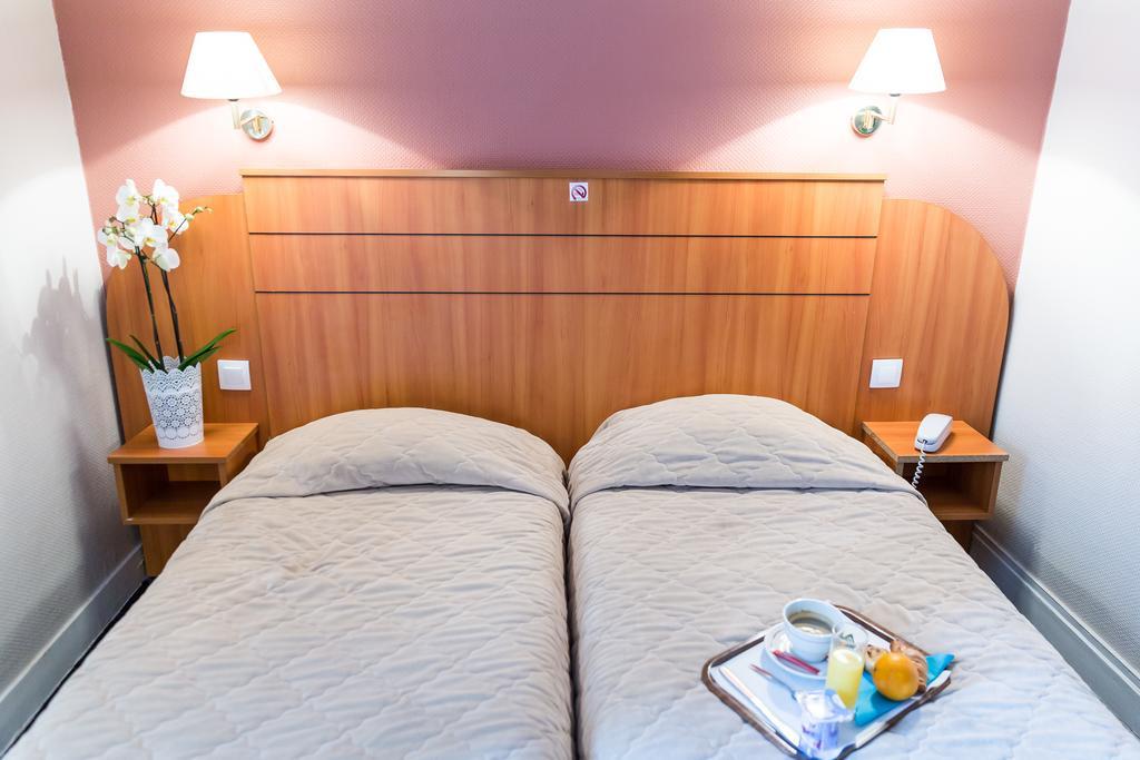 Hotel Astrid Ρουέν Εξωτερικό φωτογραφία
